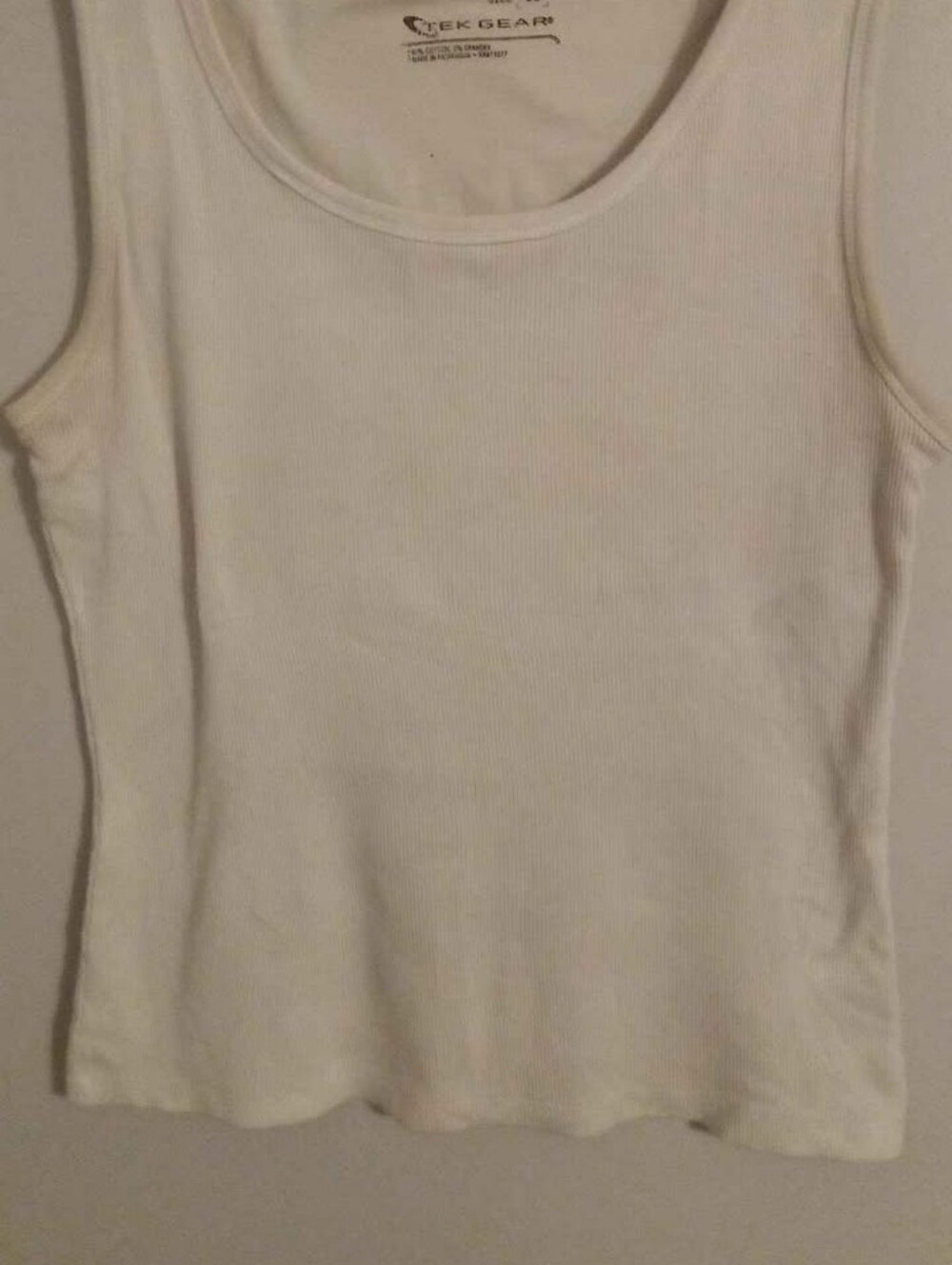 Tek Gear White Scoop Tank Top Medium